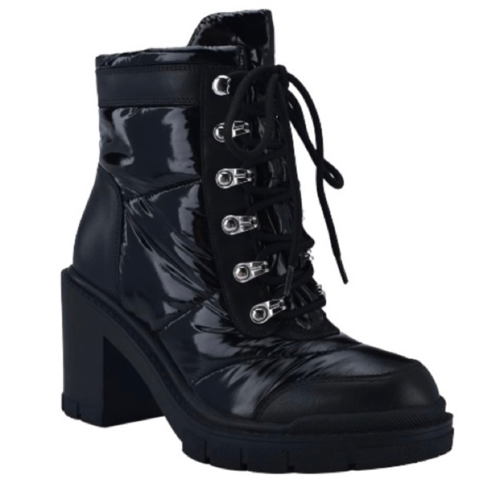 MARC FISHER LTD Vaina Lace-Up Chunky Block Heel Bootie, Black Fabric, Size 8M